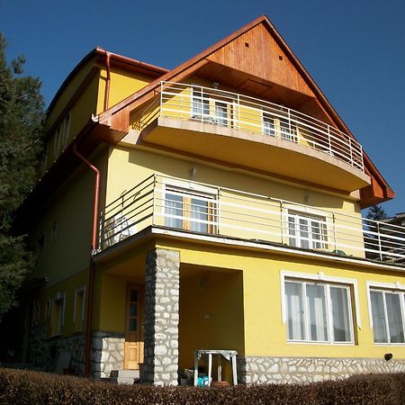 Szamoca Vendeghaz Hotel Мисколк Екстериор снимка